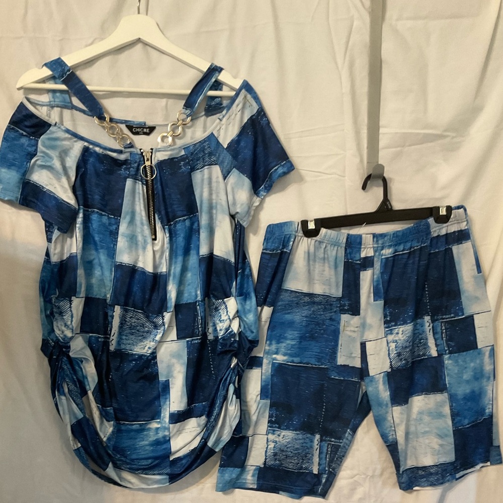 Chic Blue And White Patchwork Set - image 1